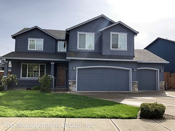 2nd image of 3513 NE 96th St