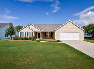 5265 Autumn Run Dr, Powder Springs, GA 30127