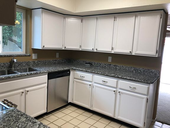 5th image of 25664 S Howard Dr