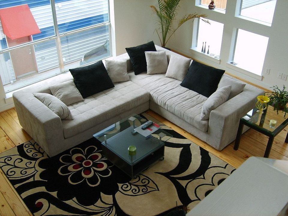 view of living room from 3rd floor
