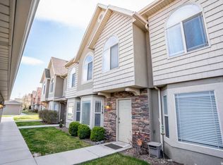 118 S Tamarak Cir, Lehi, UT 84043