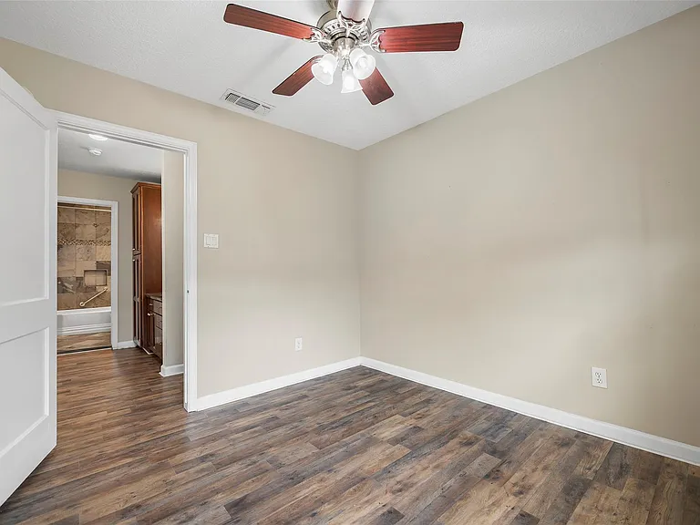 115 Marlin Ave — Photo 22