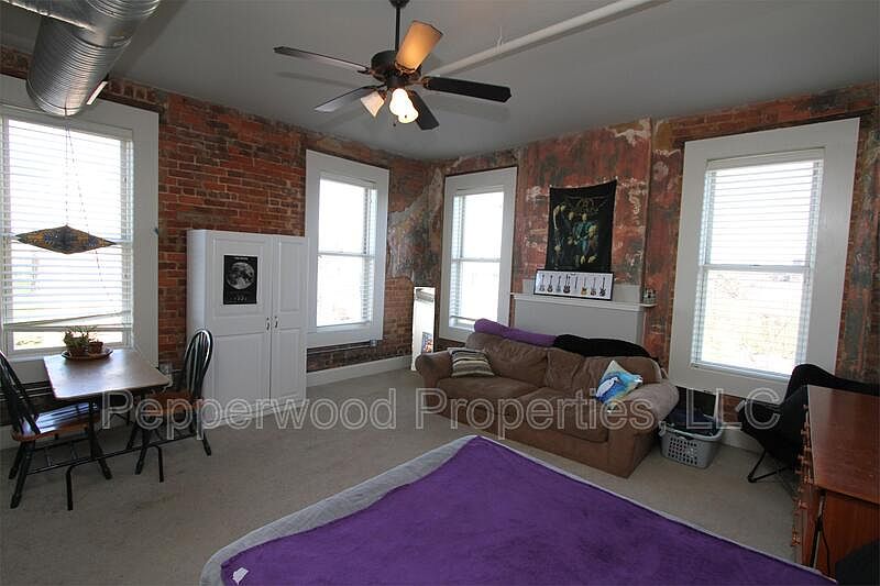 1st image of 249 Magnolia St APT 305