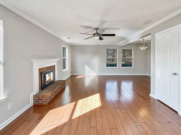 2nd image of 13039 Seascape Ln