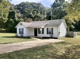 1490 N Royal St, Jackson, TN 38301