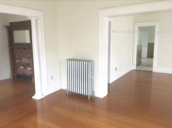 40 Cedar St, Malden, MA