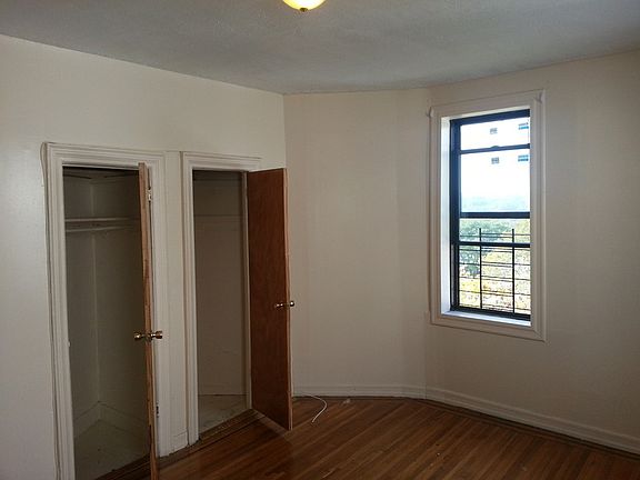 5th image of 332 Rogers Ave APT B9