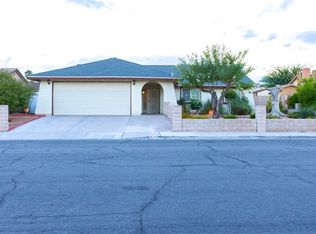 912 Smith St, Las Vegas, NV 89108