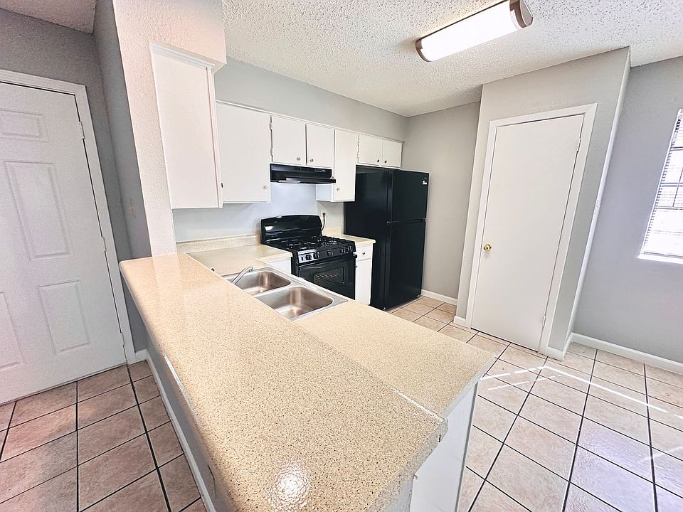 1st image of 9808 Roxanna Dr APT C