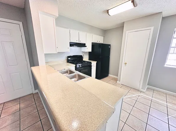 126 ROXAN, 9808 Roxanna Dr APT C, Austin, TX 78748