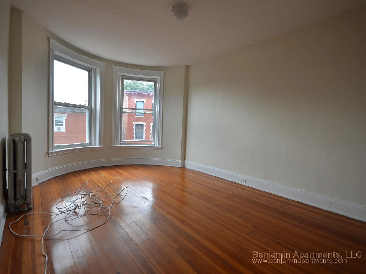 3 bed, $3,075 — Photo 4