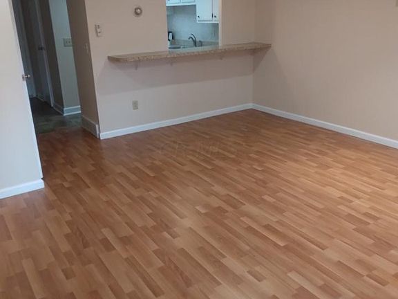 2nd image of 97 Lancelot Ln