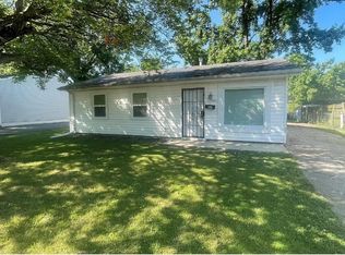 862 Saint Benedict Dr, Cahokia, IL 62206