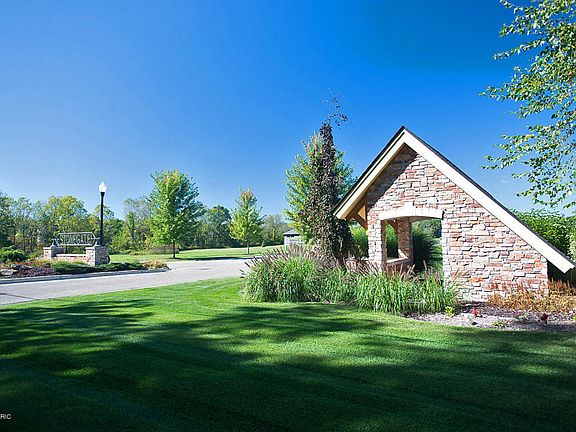 3rd image of 159 Stone Gate Ct