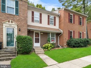 6386 Shaundale Dr, Springfield, VA 22152