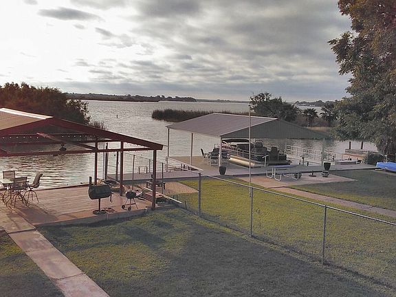 2nd image of 1814 Shady Point Circle Dr