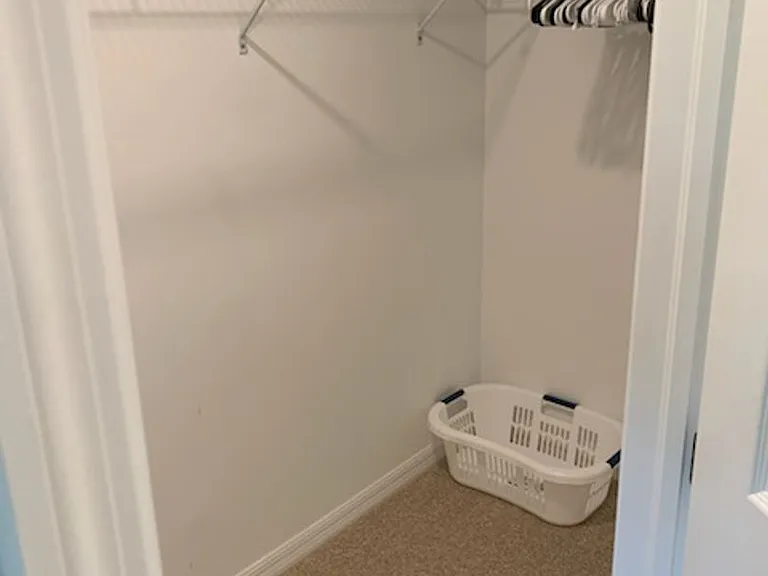 14631 Edgewater Cir — Photo 13