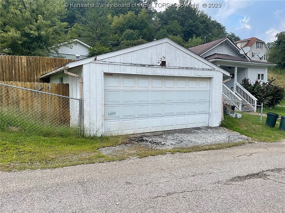 75 Lee St, Gauley Bridge, WV 25085 Zillow