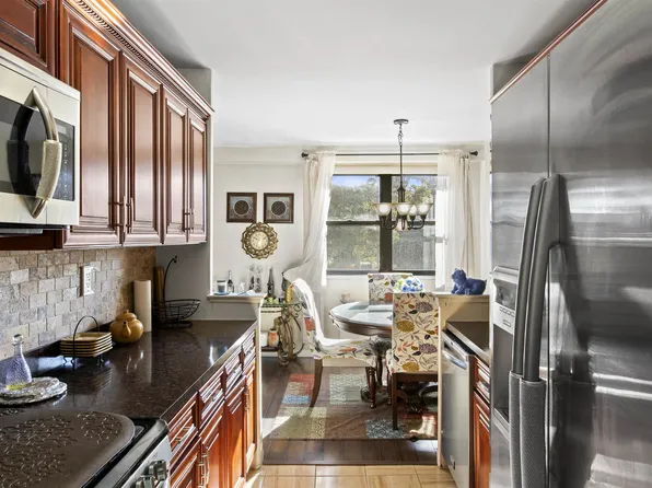 1225 Kennedy Blvd APT 2K, Bayonne, NJ 07002