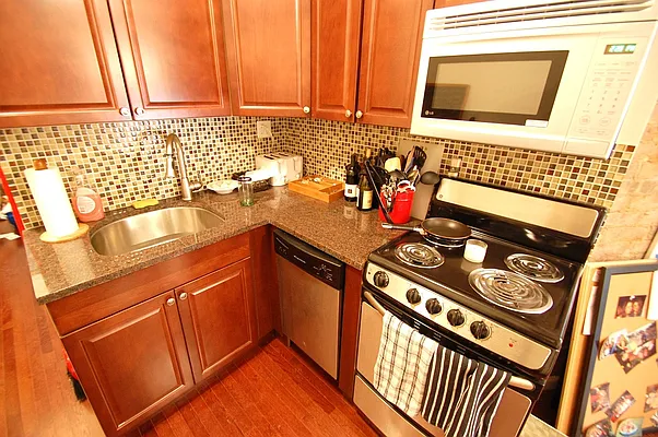 Rented by Bold New York | media 13