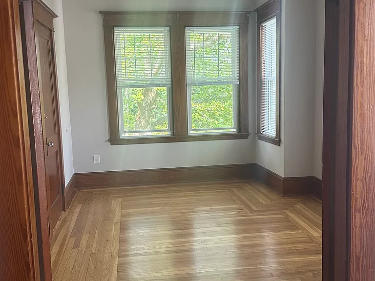 508 Brock Ave #2 — Photo 6