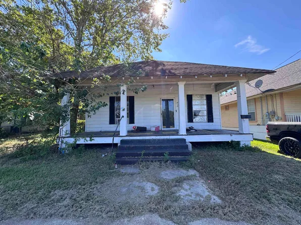 1134 Victoria St, Beaumont, TX 77701