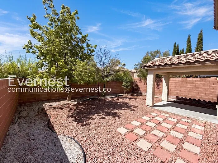 11221 Salentino Ave — Photo 18