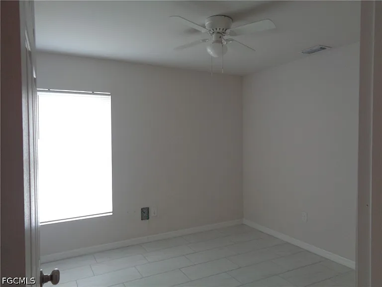3816 SW 15th Pl — Photo 13