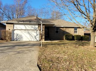 3951 W Tracy St, Springfield, MO 65807