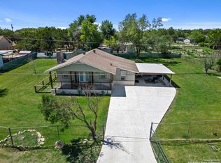 1807 Green Hill Dr, Canyon Lake, TX 78133