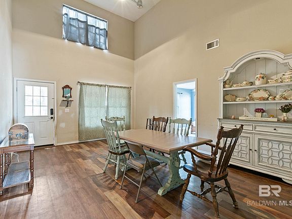 5th image of 24325 Haynes Ct