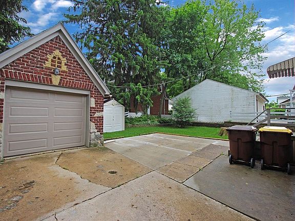 2nd image of 1547 S Chicago Ave
