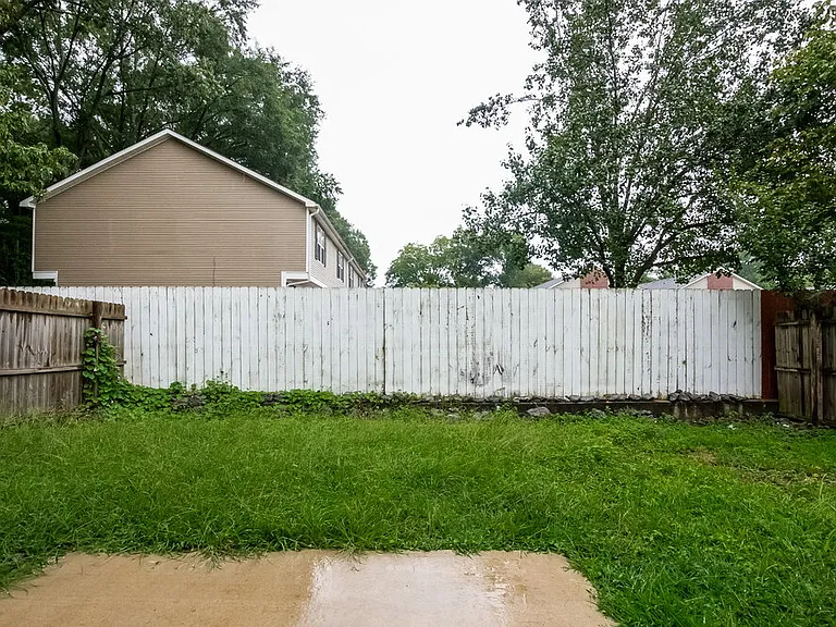 52 Middleton Ct — Photo 15