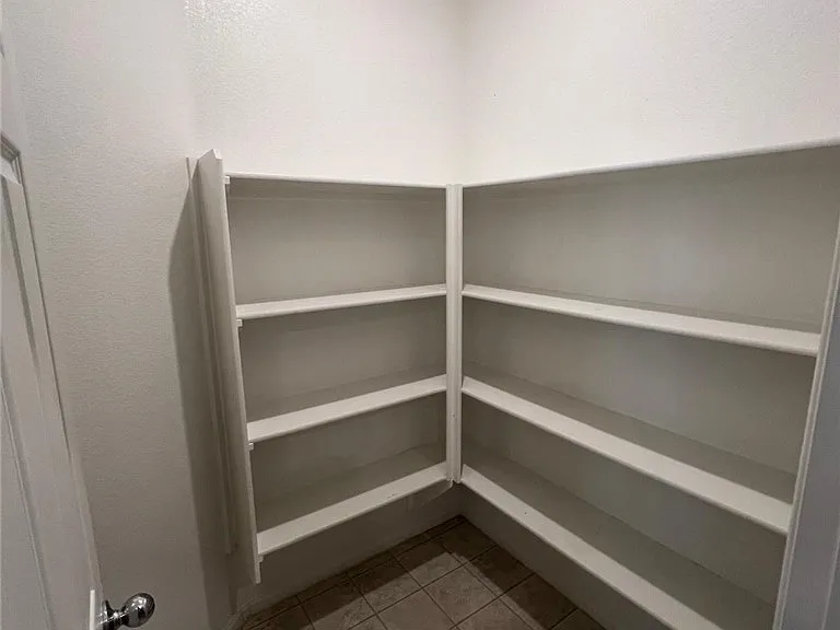 6071 Castle Gardens Ave — Photo 11
