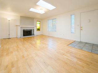 2122 NW Hoyt St #2122, Portland, OR 97210