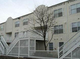 37 Greenwich Ave #2-9D, Stamford, CT 06902