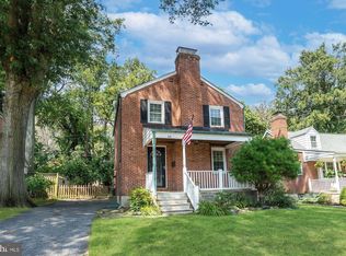 42 Dungarrie Rd, Catonsville, MD 21228