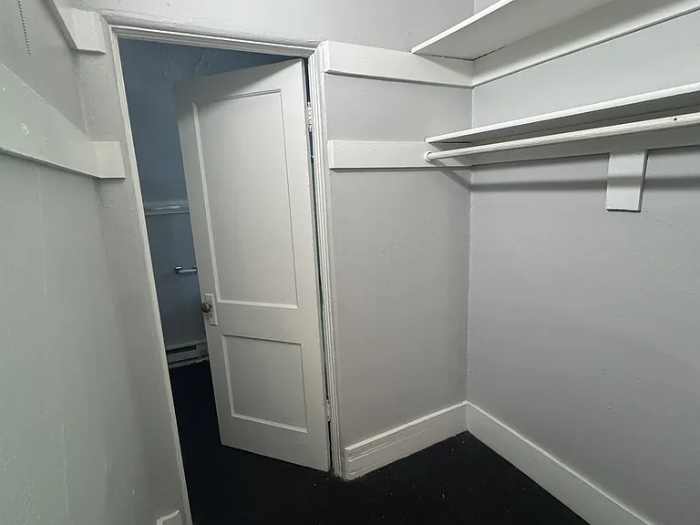 Nordel Apartments — Photo 17