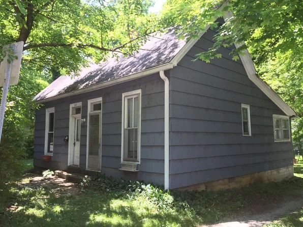 812 S Lincoln St, Bloomington, IN 47401