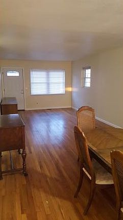 2nd image of 4005 Sanford Dr