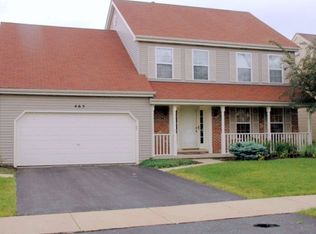 465 Humphreys Ln, Aurora, IL 60504