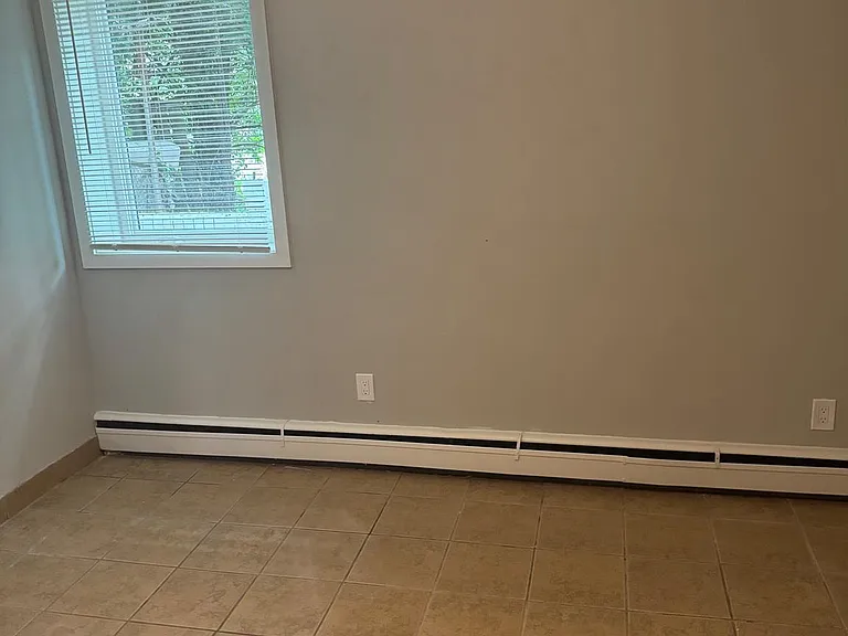 4253 Brooks St NE #B — Photo 13