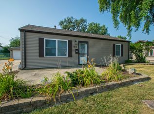 1810 Innercircle Dr, Crest Hill, IL 60403