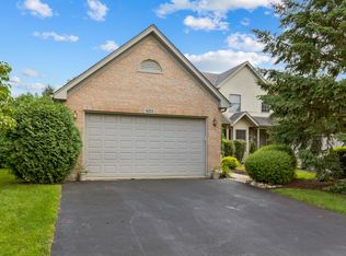 633 Hampshire Dr, Hampshire, IL 60140