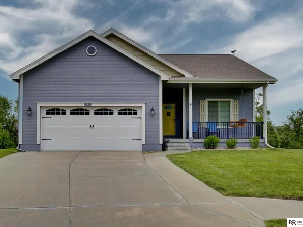 7120 N 138th Avenue Cir, Omaha, NE 68142