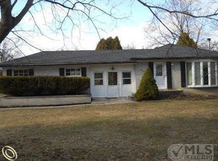 10330 Brodhead Rd, Grosse Ile, MI 48138