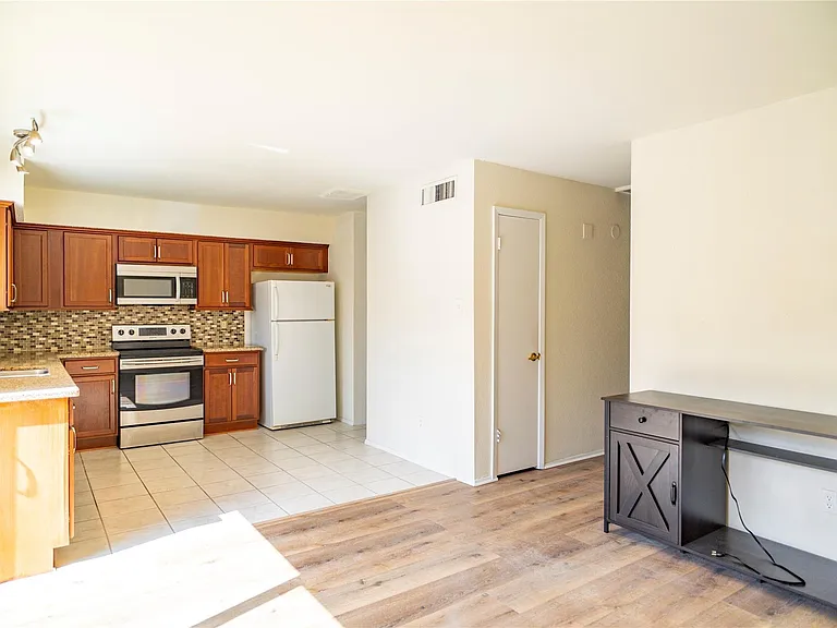 11609 Village Place Dr #175 — Photo 32