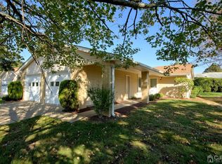 800 Pompton Rd #800D, Monroe Township, NJ 08831