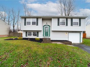 7592 Fitzpatrick Dr, Liverpool, NY 13088