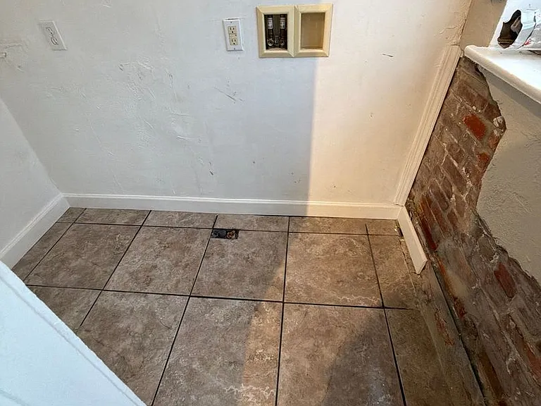 2256 Blendon Pl — Photo 12